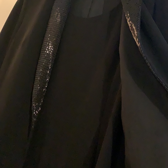 Dana Buchman black 2piece beaded tuxedo dress. The epitome of elegance! - Picture 7 of 12